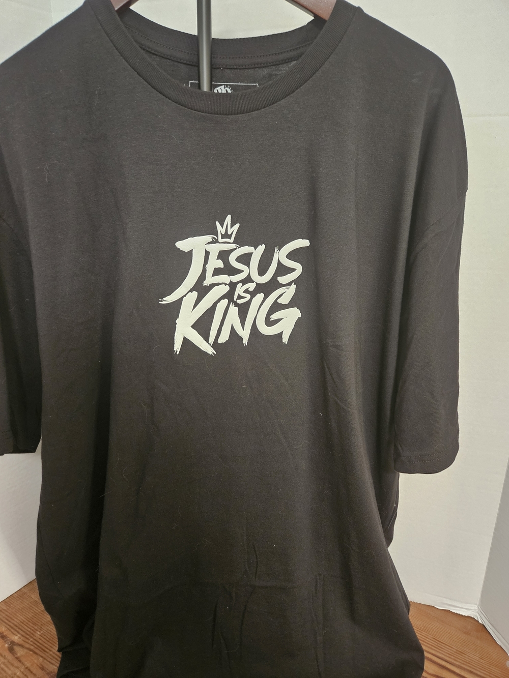 Jesus Is King Graphic Short Sleeve Tee - Black